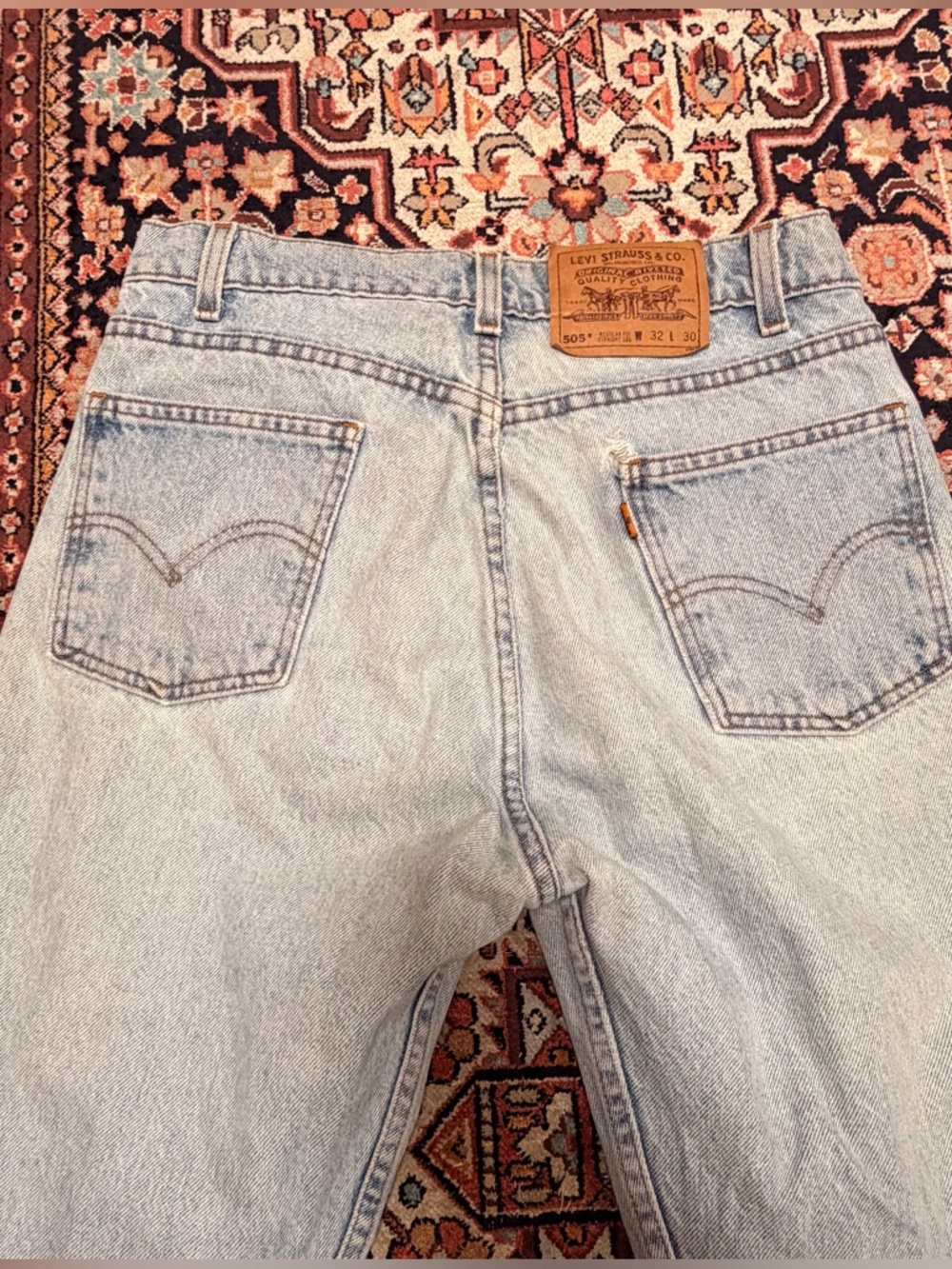 Vintage Levi's 505 Light Blue Distressed Boyfriend Jeans - Picture 10 of 16